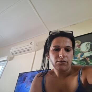 Babysitting job in Jerash: babysitting job Stella