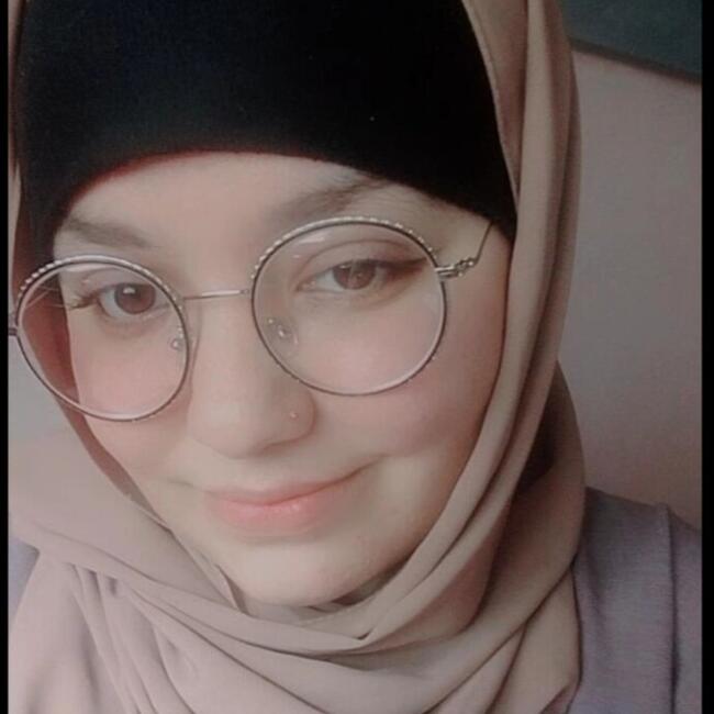 Babysitter in Clichy: Sirine