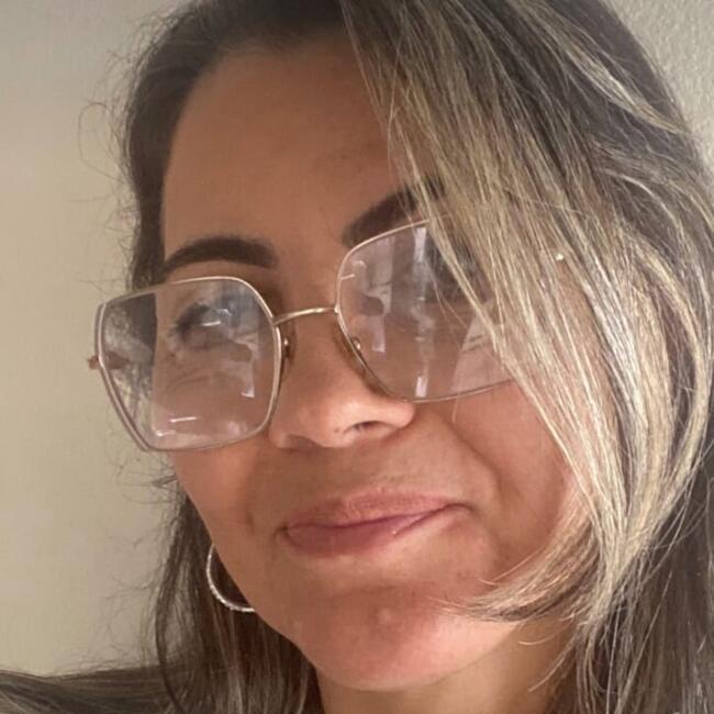 Babá em Sarandi: Suely