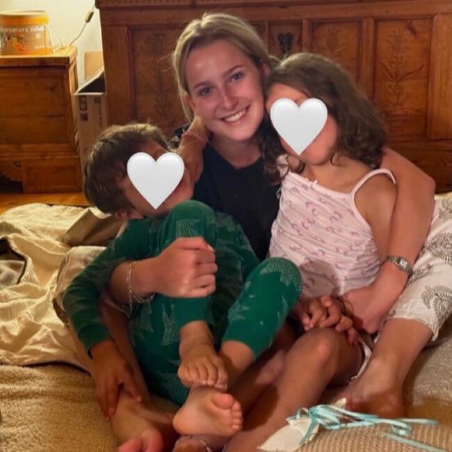 Babysitter in Bristol: Skylar