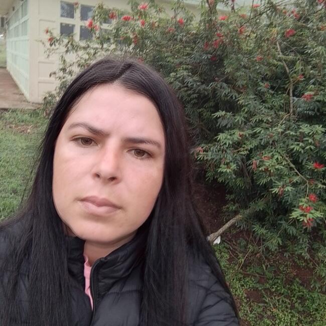 Babysitter in Palmeira das Missões: Juliana