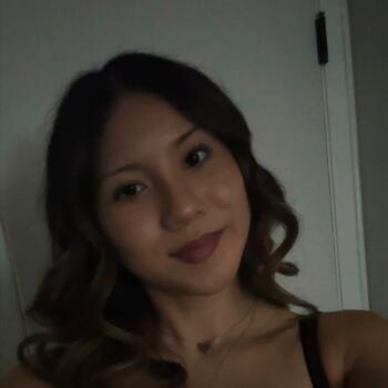 Babysitter Dearborn Heights: Mia
