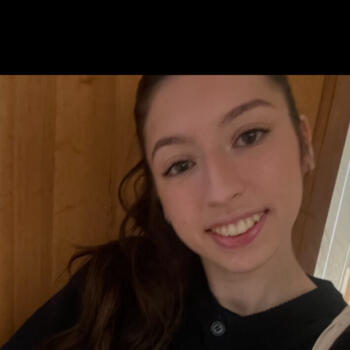 Babysitter in Viré (Bourgogne-Franche-Comté): Coline