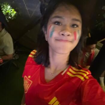 Babysitter in Singapore Island: Jaz
