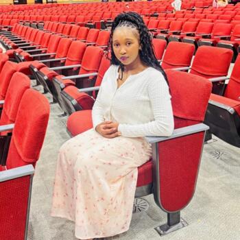 Babysitter in Midrand: Yanga