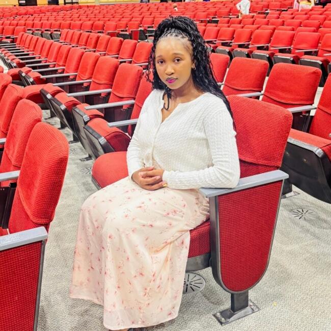 Babysitter in Midrand: Yanga