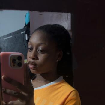 Babysitter in Abidjan: Sacre