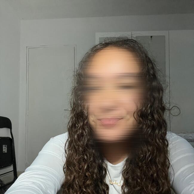 Baby-sitter à Verdun-sur-Meuse: Ines
