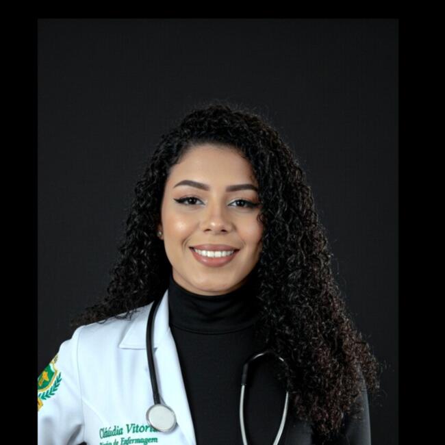 Babysitter in Uberlândia: Vitoria