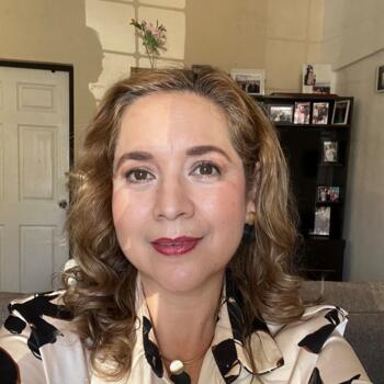 Babysitter Cabo San Lucas: Beatriz Adriana