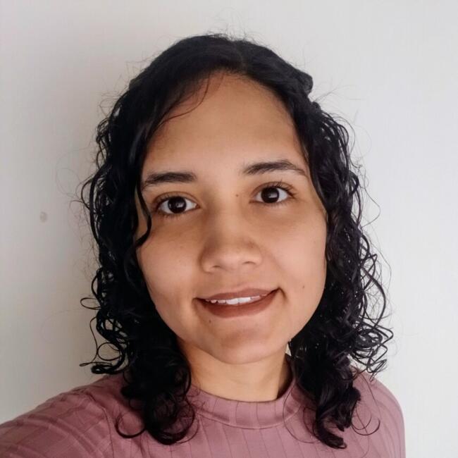 Babysitter in Huánuco: Camila