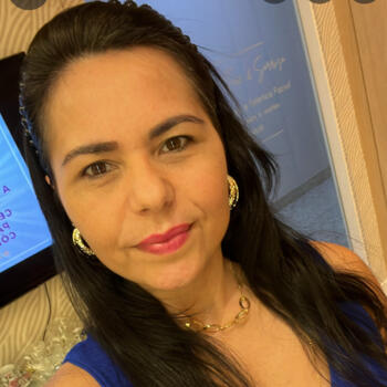 Emprego de babá em Fortaleza: emprego de babá Nara