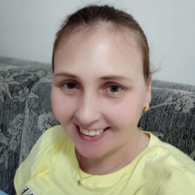 Babysitter in Joinville: MAYLA