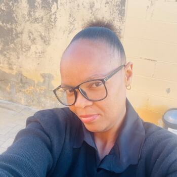 Babysitter in Kwa-Chaneng: Nozipho