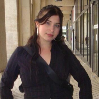 Babysitter in Les Lilas: Yaëlle