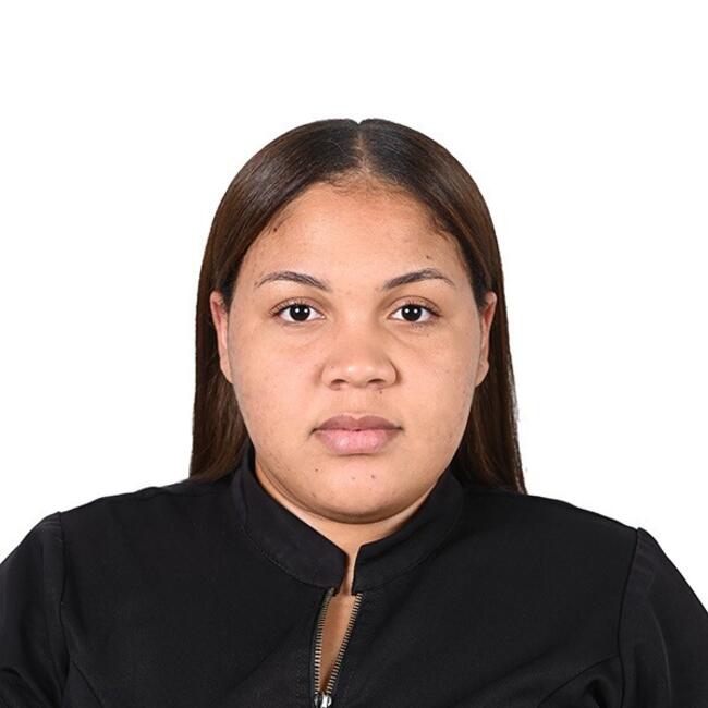 Babysitter in Pasaia: Crislenny