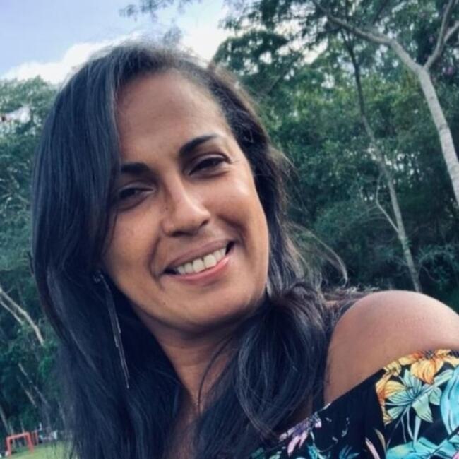 Babá em Mogi das Cruzes: Cláudia