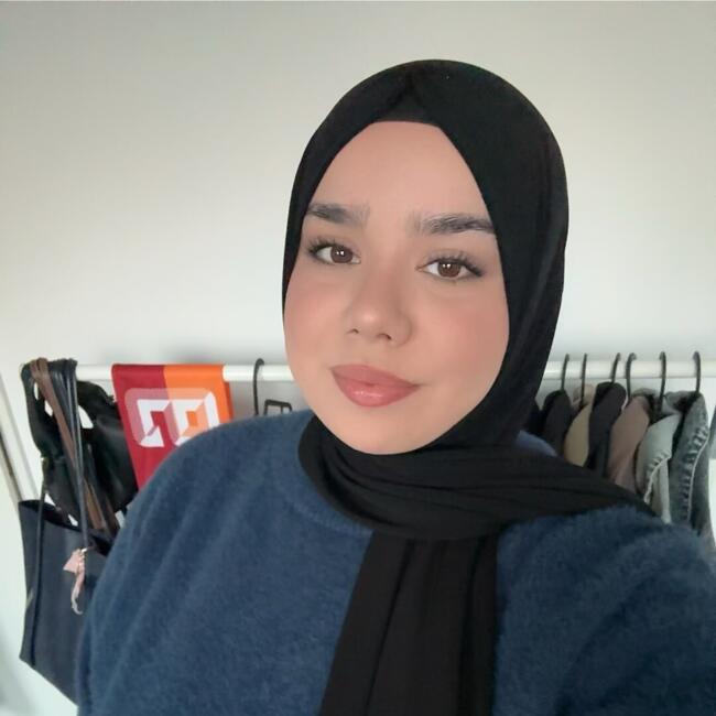 Oppas in Den Haag: Eslem