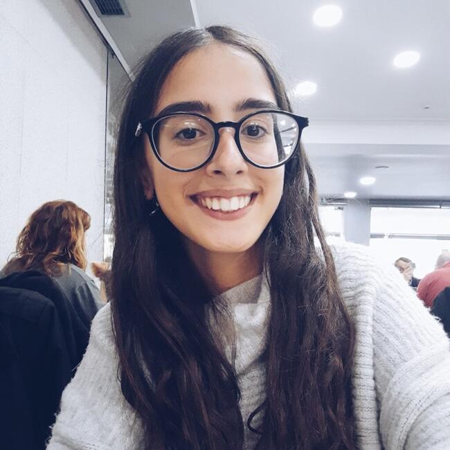 Babysitter in Bragança: Catarina