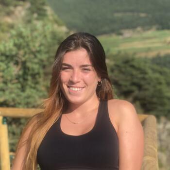 Canguro en Badalona: Júlia
