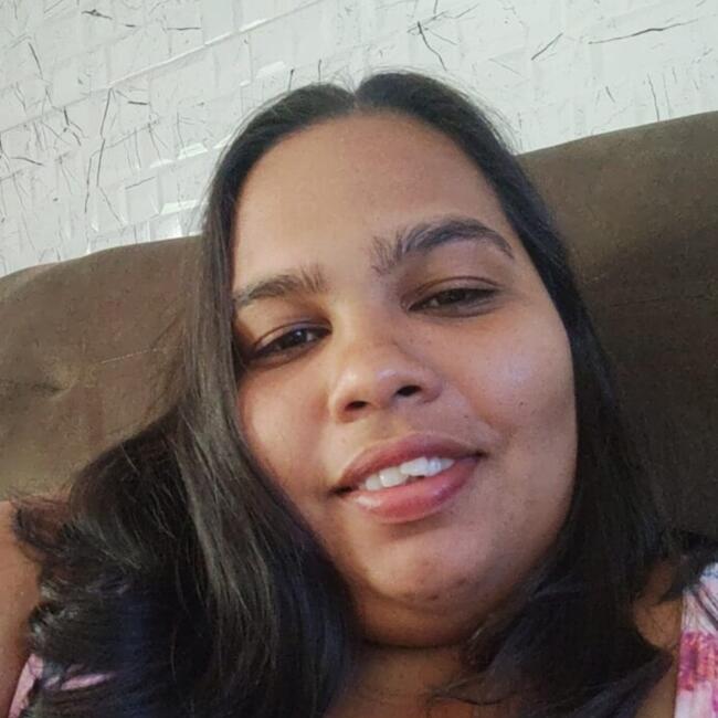 Babá em Recife: Rayana