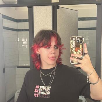 Babysitter in Whangarei: Maddie