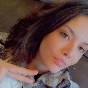Babysitter in Sougé-le-Ganelon: Jade