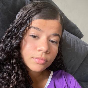 Babá em Novo Gama: Larissa