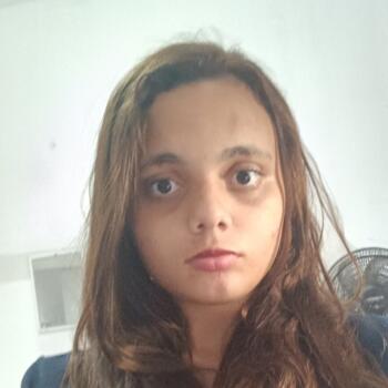 Babysitter Linhares: Priscila