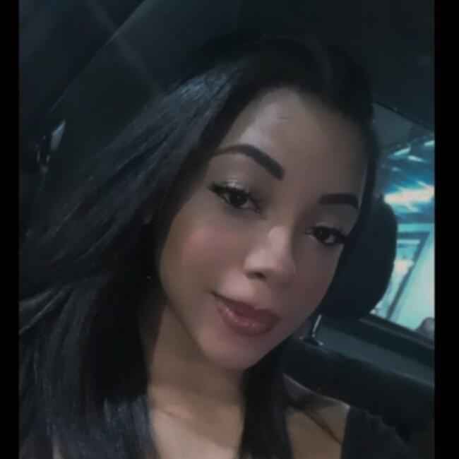 Emprego de babá em Trindade: Stefany