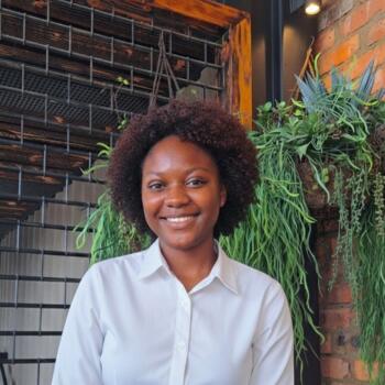 Babysitter in Krugersdorp: Esther