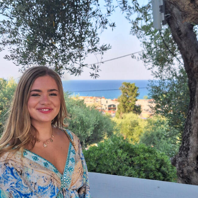 Babysitter in Mülheim: Tara Marie