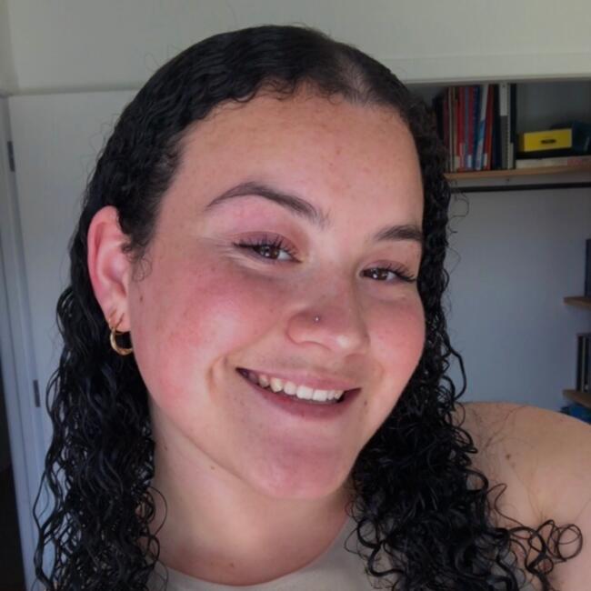 Babysitter in Auckland: Zalina