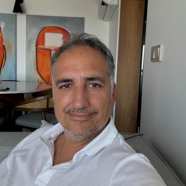 Babysitting job in Istanbul: Fuat