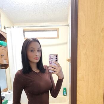 Babysitter in Holiday: Selena