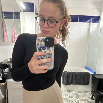 Babysitter in Wervicq-Sud: Camille