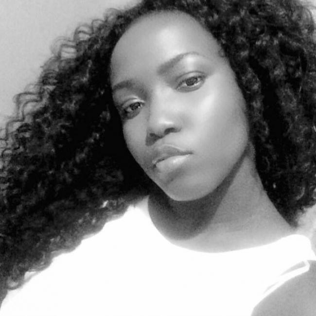 Babysitter in Uccle: Edna