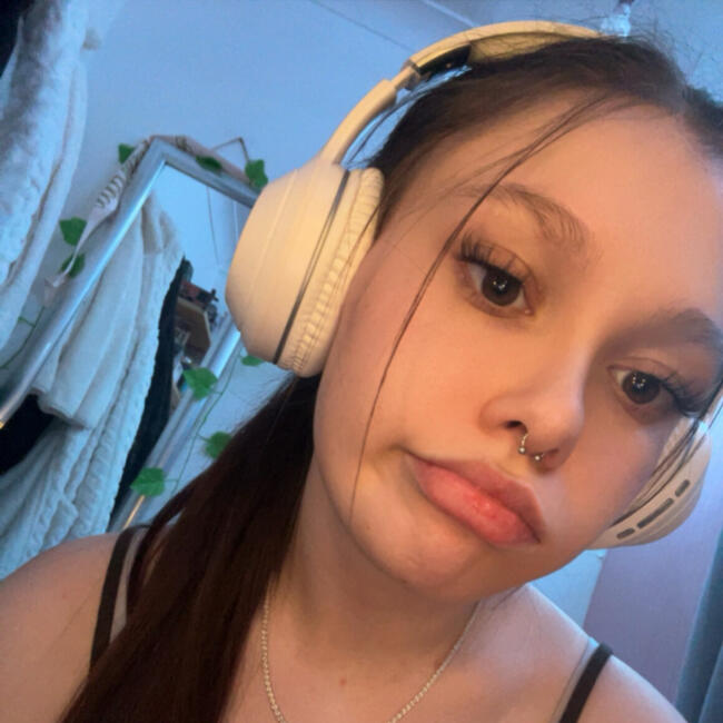 Babysitter in Burnley: Abbie