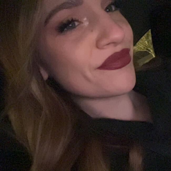 Babysitter in Montargis: Angelina