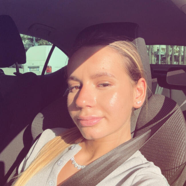 Babysitter in London: Madalena