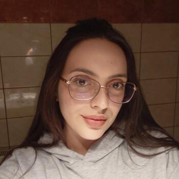 Babysitter in Ampelóna: Βασιλική