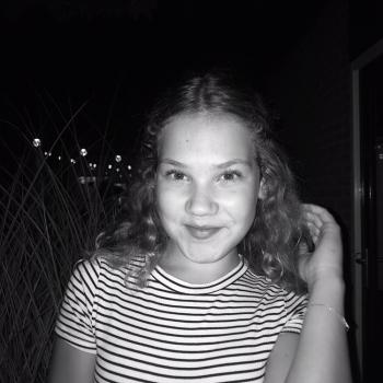 Babysitter Udenhout: Julie Koenen