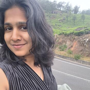 कोच्चि में बेबीसिटर: Ayana. K