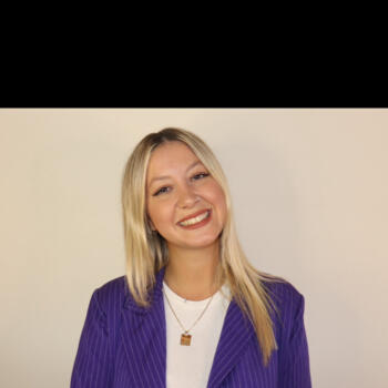 Babysitter in Aigáleo: Efi