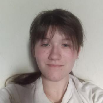 Babysitter in Scey-sur-Saône-et-Saint-Albin: Alba