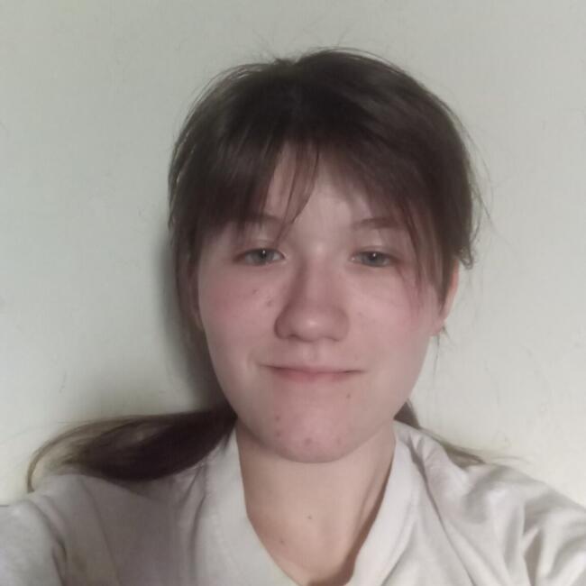Babysitter in Scey-sur-Saône-et-Saint-Albin: Alba