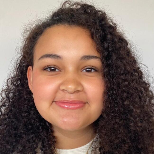 Babysitter in Braga: Ana Luiza Maciel Duarte