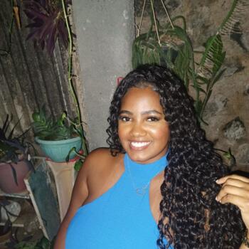 Babysitter in Salvador: Maria