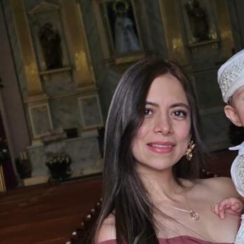 Babysitting job in Ojo de Agua: babysitting job Karina