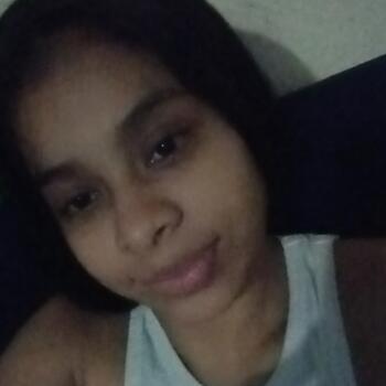 Niñera en Panamá: Justine